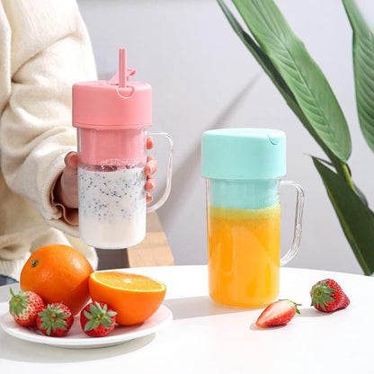 Mini Blender Juicer with Straw and cup